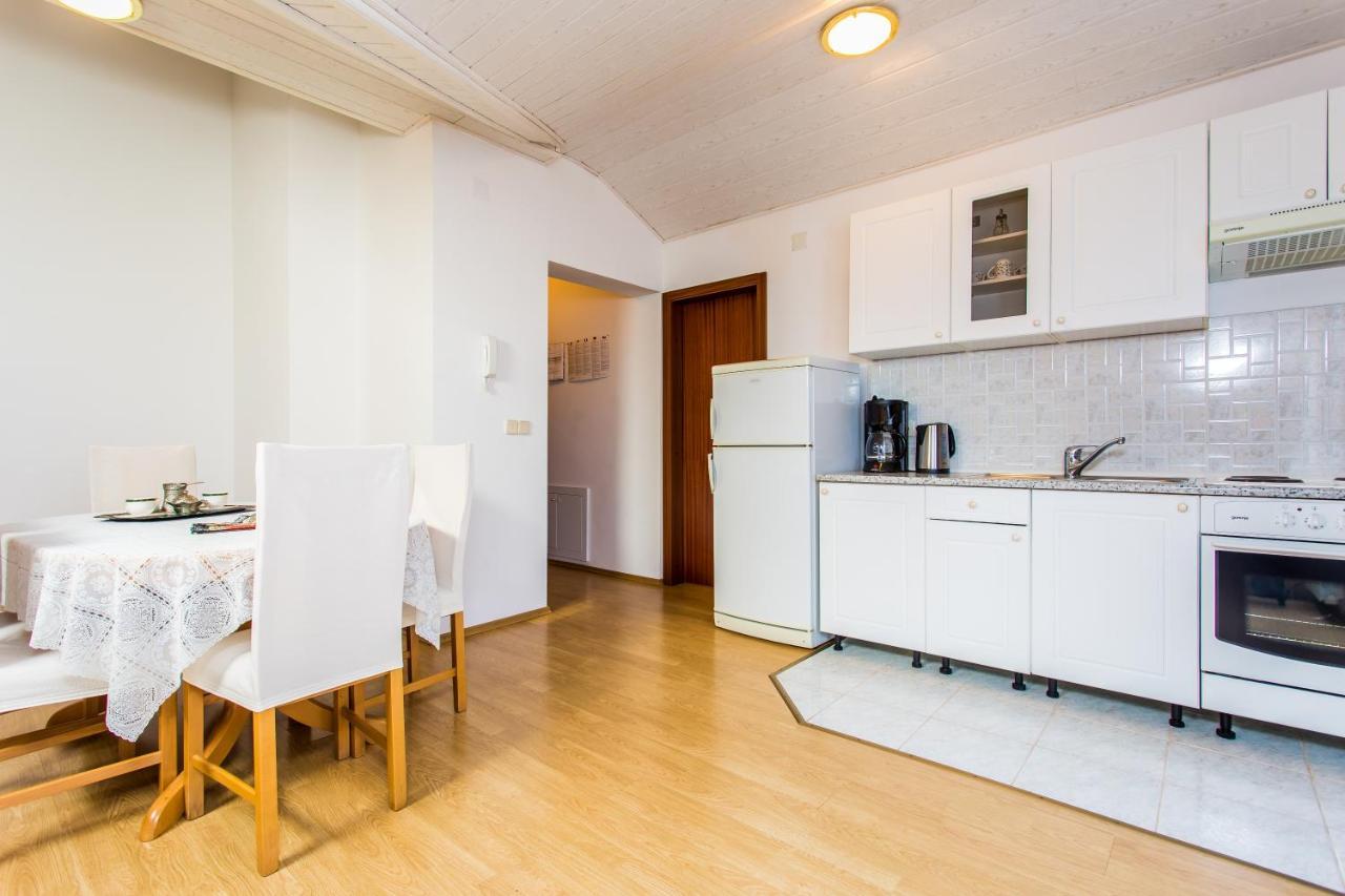 Guest House Lavanda 4 นยีวีเซ ภายนอก รูปภาพ