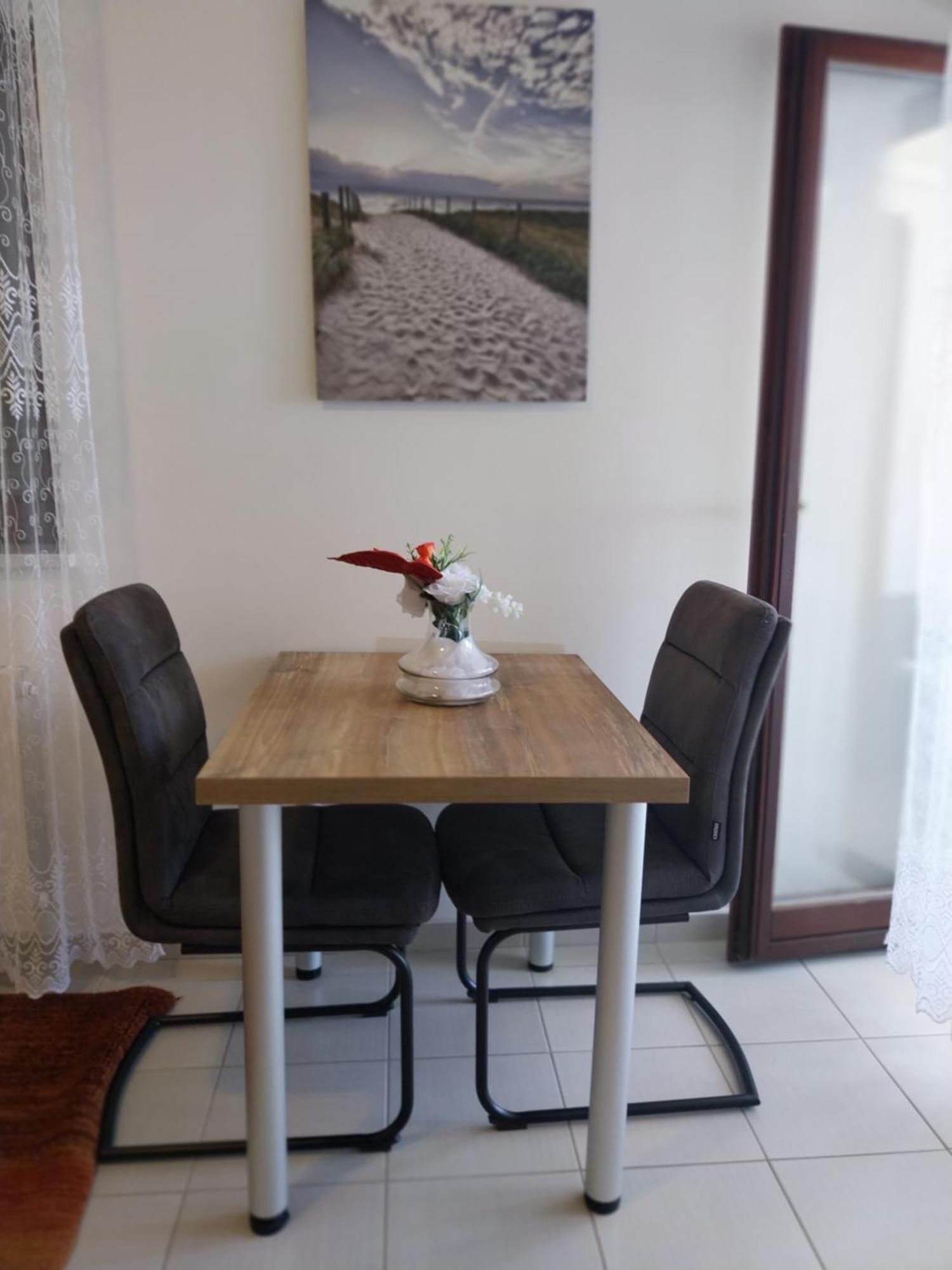 Guest House Lavanda 4 นยีวีเซ ภายนอก รูปภาพ